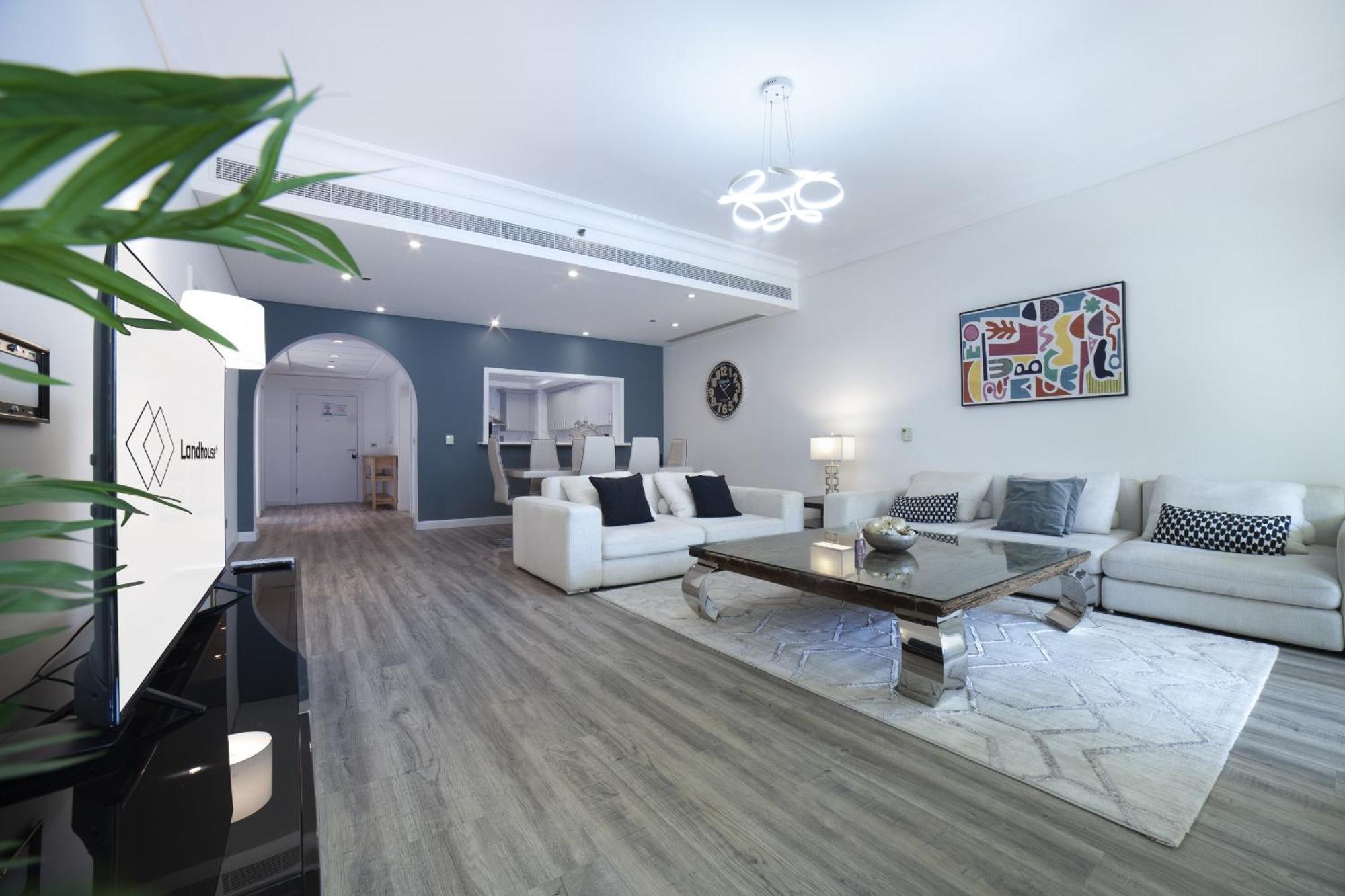 Apartment Lux Living On Palm Jumeirah With Pool & Access Dubai